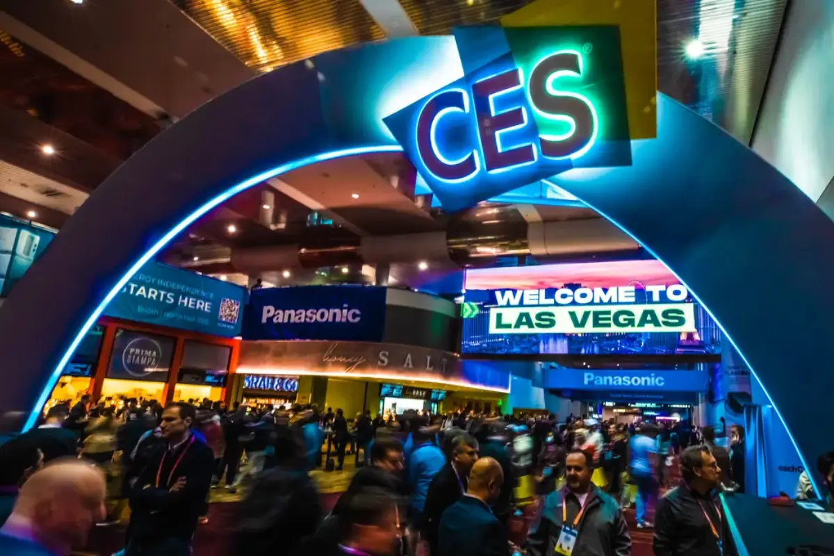 CES (Consumer Electronic Show) CES (Consumer Electronic Show)